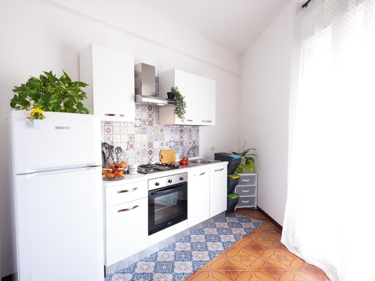 " Limoncello" Appartamento A 150 M Dal Mare ! Perfetto Per Famiglie E Coppie Alcamo Extérieur photo