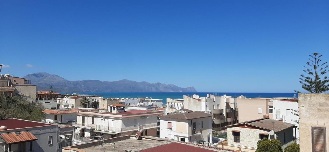 " Limoncello" Appartamento A 150 M Dal Mare ! Perfetto Per Famiglie E Coppie Alcamo Extérieur photo