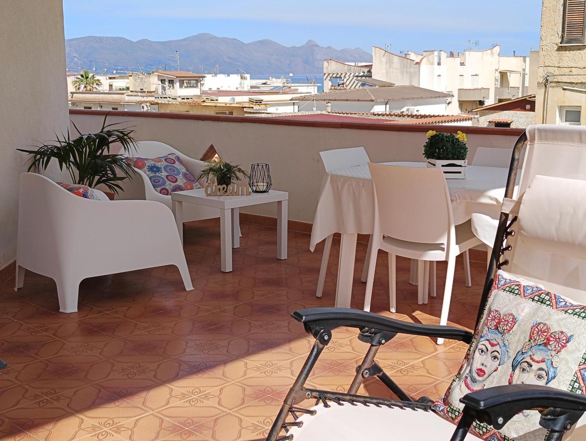 " Limoncello" Appartamento A 150 M Dal Mare ! Perfetto Per Famiglie E Coppie Alcamo Extérieur photo